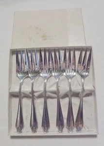 Community GEORGIAN 1912 6 Colonial Revival salad dessert forks original box - Picture 1 of 5