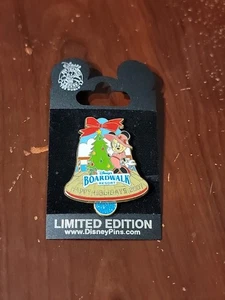 Disney Pin 58247 WDW Happy Holidays 2007 Boardwalk Resort Minnie Mouse LE 750 - Picture 1 of 2