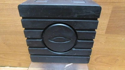 Caja de reloj Oakley Pelican vitrina caja de cambios máquina automática de minutos SOLO EN CAJA Foto 1 de 4