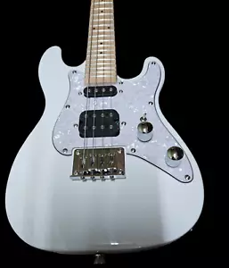 CUSTOM ELECTRIC UKULELE-NEW 4 STRING UKE SOLID BODY WHITE ELECTRIC TENOR UKULELE - Picture 1 of 6