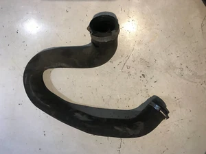 TUBO INTERCOOLER DIÉSEL ORIGINAL 13-18 PEUGEOT 308 MK2 1.6 9689034680 - Imagen 1 de 2