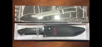 Frost Cutlery Simmity Hunter Fixed Blade Knife – Wood Handle – Nylon Sheath - Image 1 of 2