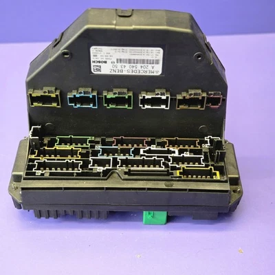 Boîte à fusibles module SAM MERCEDES C180 S204 A2045404350 - Image 1 of 4