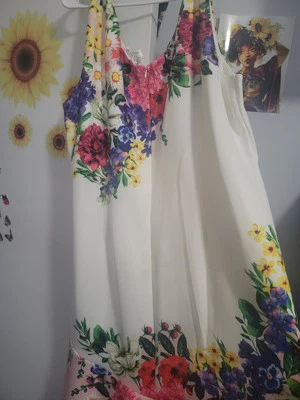 Vestido floral cintura caída talla 3x Foto 1 de 4