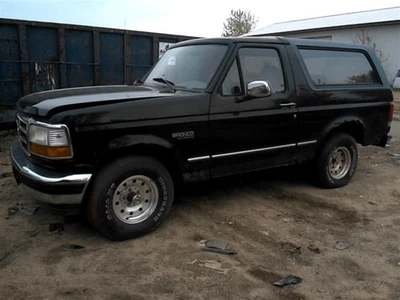 Passenger Right Headlight From 8501 GVW Fits 92-97 FORD F250 PICKUP 237598 - Image 1 of 3