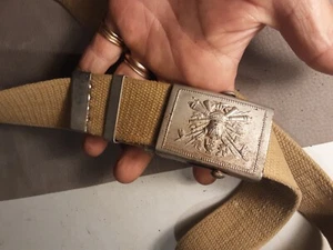 VECCHIA CINTURA MILITARE LUNGHEZZA DA APERTA 106 CM LA FIBBIA FUNZIONA PERFETTAM - Foto 1 di 9