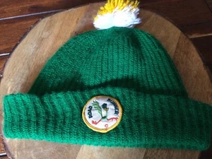 Vintage Road Runner Cartoon Knit Hat Winter Skull Cap Beanie with Patch - Picture 1 of 3