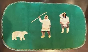 Mid 20th C. Inuit Hunting Scene Eskimos Polar Bear Wool Canadian Wall Hanging - Picture 1 of 11