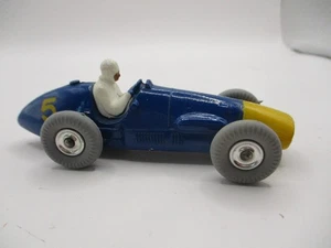 DINKY TOYS FERRARI GRAND PRIX RACE CAR #234G. NEAR MINT ORIGINAL W/NEW TIRES - Picture 1 of 13