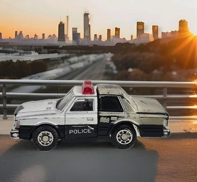 Hans Cuff Police Car cruiser MR-13 Gobots Go Bots 1983 Bandai 80s Nostalgic Toys - Image 1 of 4