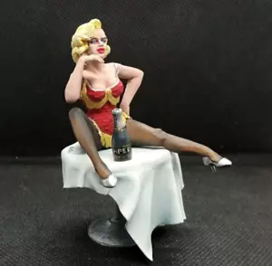 ⭐Figura in miniatura resina dipinta a mano serie pin up Marilyn Monroe 75 mm⭐ - Foto 1 di 6