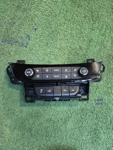 🌟Buick Lacrosse 2017-2019 OEM Temperature Control For Assy Auto 84138220 - Picture 1 of 4