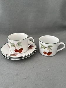 Royal Worcester Evesham Vale Cups and Saucers x 2 - Picture 1 of 4