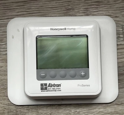 Honeywell Home Pro Thermostat Programmable TH411OU2005 Pro Series - Used Works - Image 1 of 4