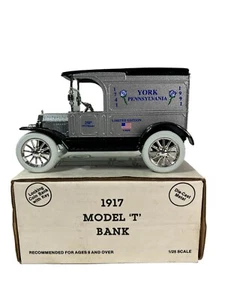 1989 ERTL 1913 MODELLO T BANCA YORK PENNSYLVANIA 250 Anniversario 1741-1991 NiB - Foto 1 di 6
