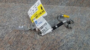 Genuine OEM GM Fuel Feed Pipe 12681113 new in pkg - Picture 1 of 2