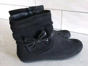 NWOT SO Peppermint Gum Black Girl's Size 3 M Ankle Boots Zip Straps Bows Kohls - Picture 1 of 10