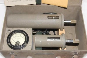 Vintage THE KALART COMPANY AN/UPM-2 Wavemeter Test Set - Picture 1 of 4
