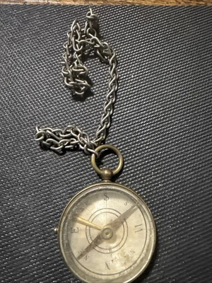 Bússola e corrente francesas vintage da Primeira Guerra Mundial - Imagem 1 de 4