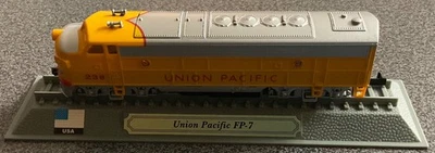 USA,UNION PACIFIC FP-7,N GAUGE DIECAST STATIC LOCOMOTIVE TRAIN,1:160,G=9 mm - image 1 of 4