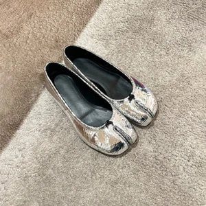 Zapatos planos con punta dividida para mujer de cuero boca poco profunda tacones gruesos zapatos Mary Jane - Imagen 1 de 23
