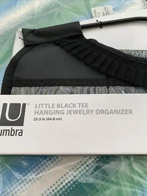 Umbra Nuevo Little Camiseta Negra Colgante Joyería Organizador, 28 Bolsillos y 19 Lazos. Foto 1 de 4
