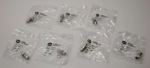 AMP 222117-1 Bulkhead Adaptor Jack, 75 Ohm, BNC, Lot of 7 - Picture 1 of 2