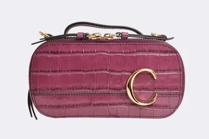 Chloé Mini Kosmetiktasche aus geprägtem Leder in Crushed Violet (UNGETRAGEN) - Bild 1 von 8