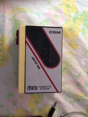 WALKMAN STEREO CASSETTE CGM WM-80SP +CASSE ORIGINALI+ cuffie VINTAGE  - Immagine 1 di 4