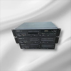 Panasonic KX-NS700 Haupttelefonanlage - gebrauchter Artikel - 2 haben Rackhalterungen - Bild 1 von 6