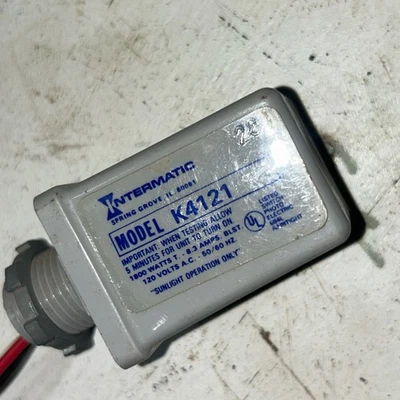 Intermatic K4121 Stem Mount Thermal Photocontrol Light Sensor 120V 1800W - Image 1 of 4