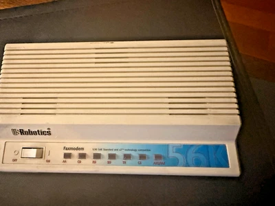 US Robotics Sportster V.90 External Faxmodem 56K Model 005686-03 - Image 1 of 3