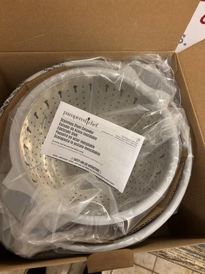 Pampered Chef Stainless Steel Colander Set 101101 - Image 1 of 2