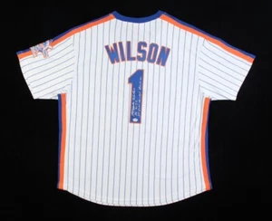 Mookie Wilson Signed New York Met Jersey Inscribed "It Goes Through Buckner" PSA - Picture 1 of 6