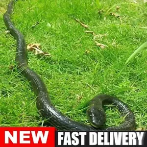Fake Realistic Snake Lifelike Real Scary Rubber Trick Toy Prank Party Joke Gifts - Picture 1 of 9