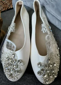 Brautschuhe Elfenbein Spitze und Diamanten Größe 43 - Bild 1 von 3