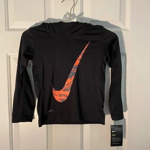 Felpa con cappuccio Nike da ragazzo nera taglia 4 nuova con etichette - Foto 1 di 5
