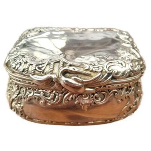 Antique French cast ormolu bombe shaped trinket box with rococo decoration 19thC - Picture 1 of 14