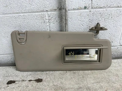 2020 DODGE RAM3500 Passenger Right Side Tan Vinyl Sun Visor W/Lighted Mirror - Image 1 of 4