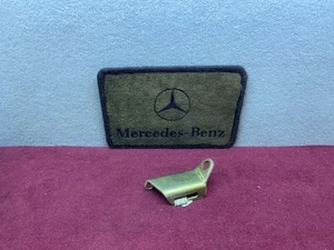 SOPORTE MERCEDES-BENZ W123 A1231300240 NOS - Imagen 1 de 6
