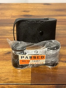 Vintage New 2.5x25 Opera Glasses Binoculars Made in Japan Original Case. - Picture 1 of 2
