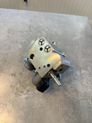 Оригинальный топливный насос высокого давления (HPFP) BMW Mini Cooper S — двигатель 1,6 л N14 - Изображение 1 из 4