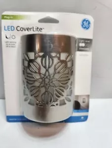 Brushed Nickel LED Plug-In Dusk To Dawn Sensor Night Light By. Jasco GE - Picture 1 of 2