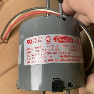 1/50 HP Dayton Motor 3000 RPM 4M095 115 V 1/4 Dia Shaft 2-1/2 3000 Rpm - Picture 1 of 11