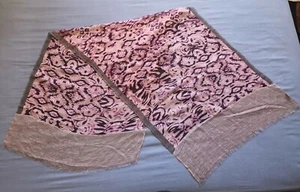 Guy Laroche Women's Pink Patterned Scarf Good Used Condition - Picture 1 of 5