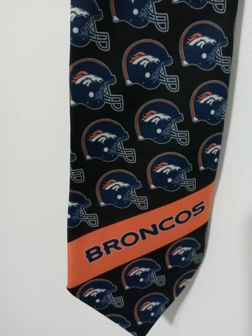 Vintage Denver Broncos IV 1997 100% Polyester NFL Official Licensed Tie 151176 Cover