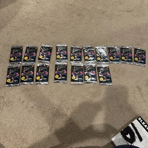 Non Sports Trading Card Packs - 17 ‘92 SS, 21 ‘92 Ghost Rider, 12 ‘93 Superman - Picture 1 of 3