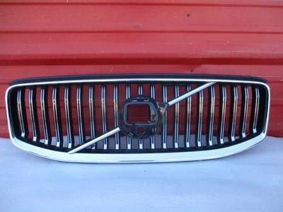 VOLVO XC60 2022-2024 MONTAJE DE REJILLA OEM PARRILLA CENTRAL DELANTERA XC 60 Foto 1 de 4