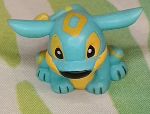 Neopets Bluga Mini Figure 2008 Series 2 - Picture 1 of 7