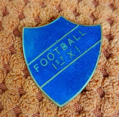 Enamelware Antique / Vintage Early 20th Century First XI  School Football Badge - Image 1 of 4